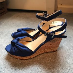 Kelly & Katie Kiki Wedge Sandal (Blue)